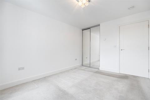 2 bedroom flat for sale, Heene Road, West Sussex BN11