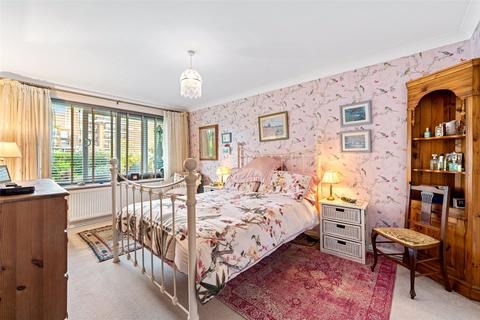 2 bedroom flat for sale - Belmer Court, Grand Avenue, Worthing, West Sussex, BN11