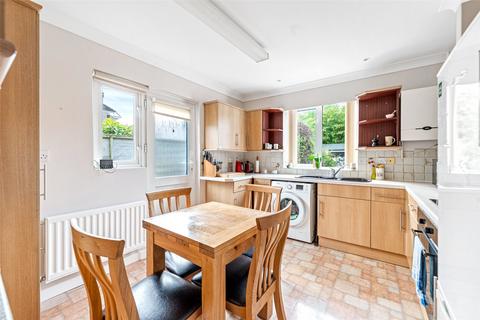 2 bedroom bungalow for sale, The Oval, Worthing, West Sussex, BN13