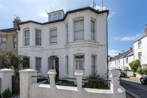 1 bedroom flat for sale, Warwick Road, Worthing, West Sussex, BN11