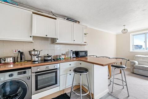 2 bedroom flat for sale, Brighton Road, Worthing, West Sussex, BN11