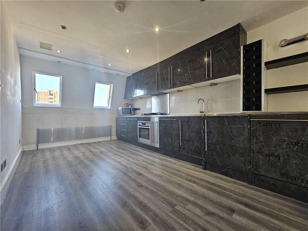Reception/Kitchen