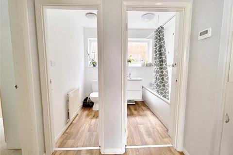 18 Chesham Close, Goring By Sea, Worthing, BN12 4BJ