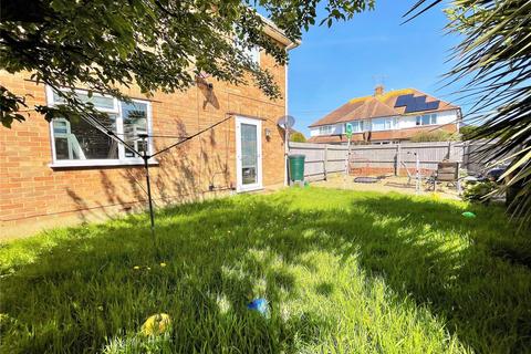 18 Chesham Close, Goring By Sea, Worthing, BN12 4BJ