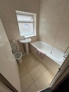 2 bedroom flat to rent, High Road Leytonstone, East London