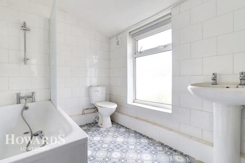 20 Clifton Road, Lowestoft, NR33 0HF