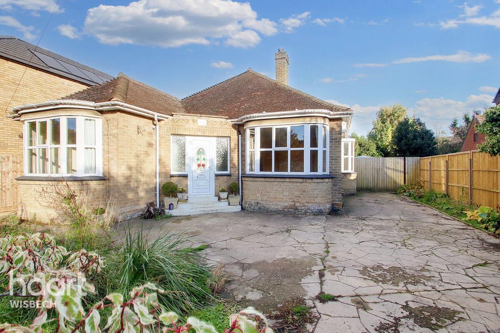 Sutton Road, Wisbech 3 bed detached bungalow for sale £325,000