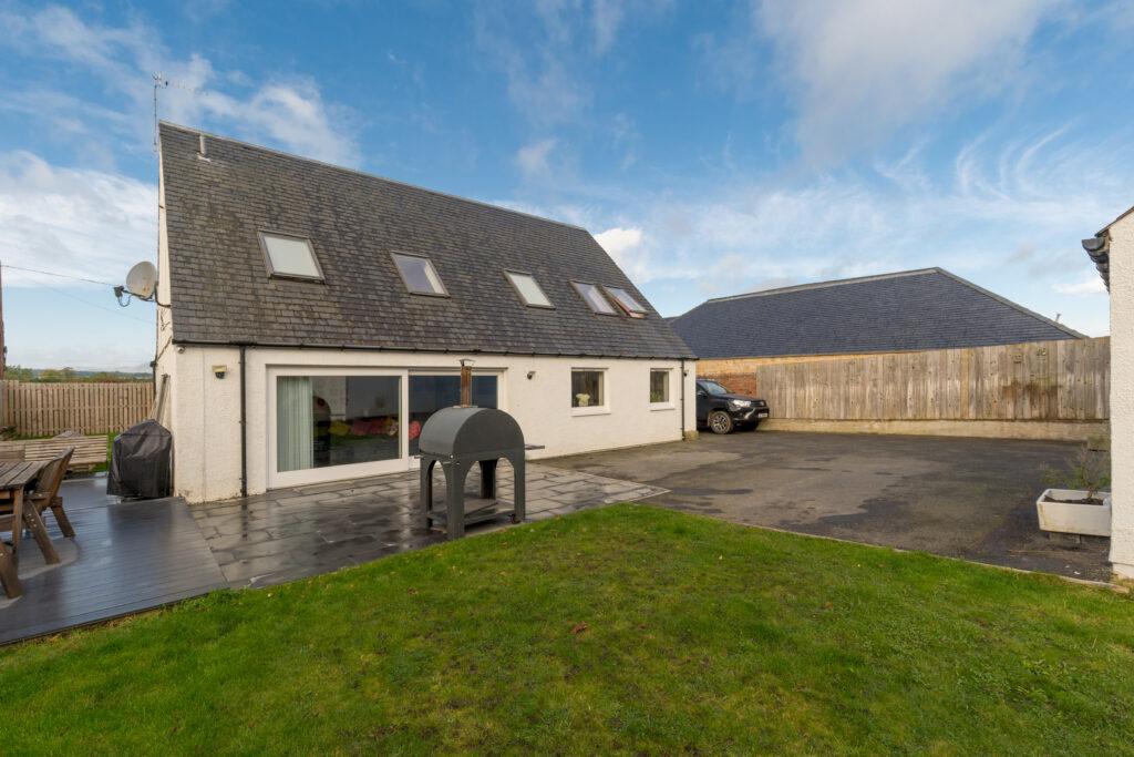 9 Kirkhill Terrace, Gorebridge, EH23 4LL 6 bed detached house for sale £575,000