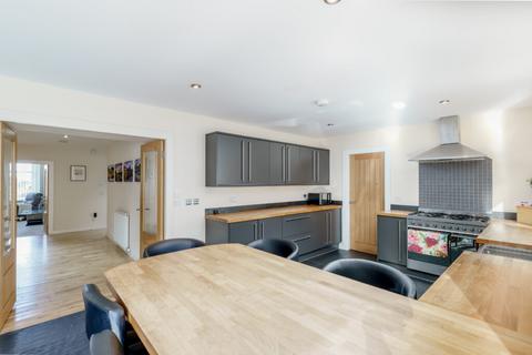 6 bedroom detached house for sale, 9 Kirkhill Terrace, Gorebridge, EH23 4LL