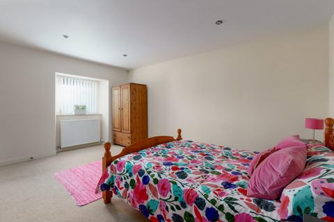 9 Kirkhill Terrace, Gorebridge, EH23 4LL
