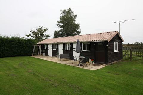 2 bedroom detached house for sale - Felbrigg, Norwich NR11