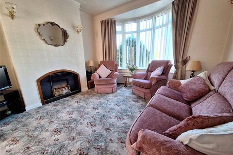 3 bedroom semi-detached house for sale, Broadway, Chadderton, Oldham, OL9