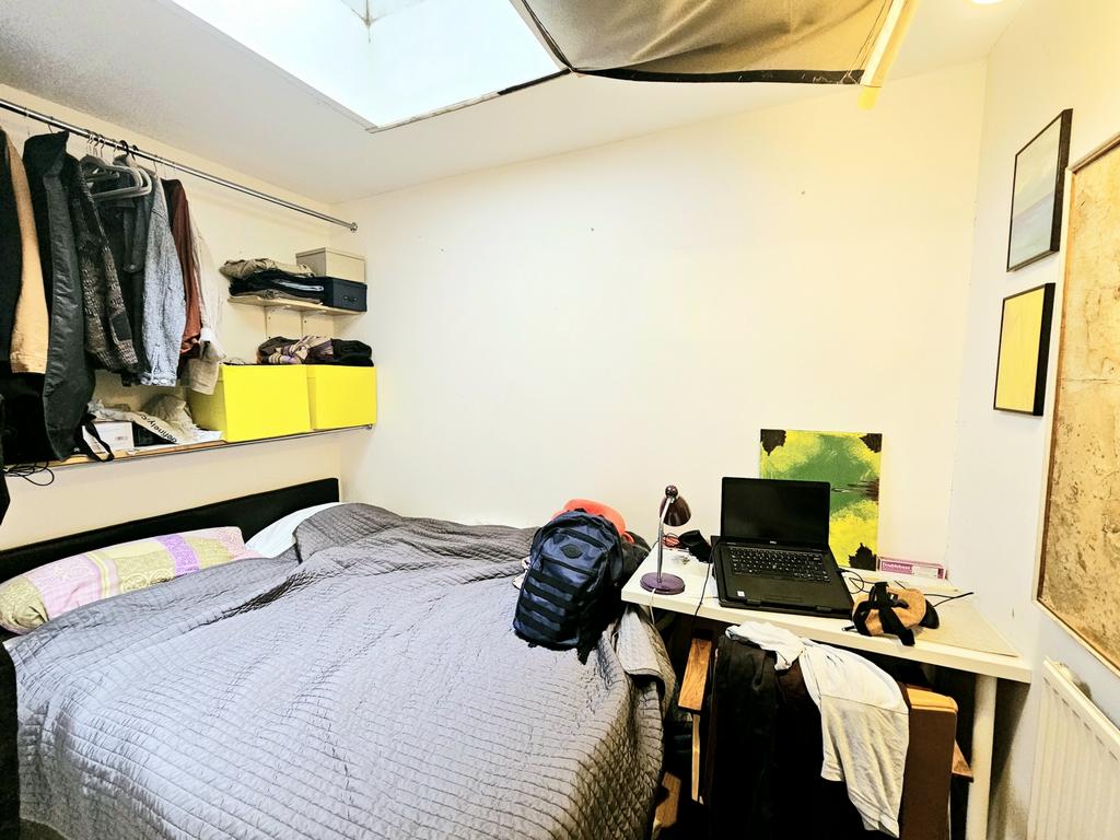 Photo 2