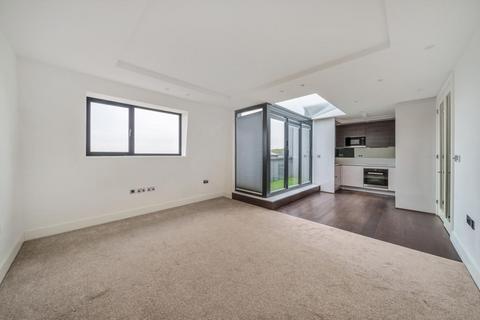 2 bedroom flat for sale, Connaught Gardens, Muswell Hill