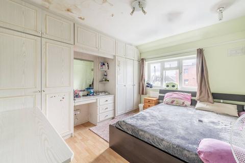3 bedroom terraced house for sale, Kings Road, Rayners Lane, Harrow, HA2