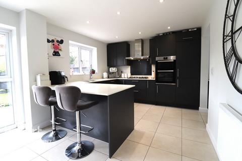 4 bedroom detached house for sale, Tithebarn Drive, Overseal, Swadlincote