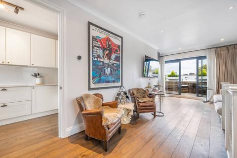 3 bedroom flat for sale, Warwick Square, Pimlico, London, SW1V