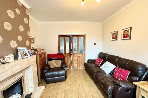 3 bedroom end of terrace house for sale - Ainslie Road, Preston PR2