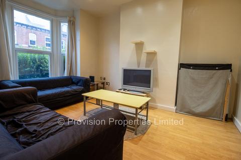 5 bedroom terraced house to rent, Ashville Terrace, Hyde Park LS6