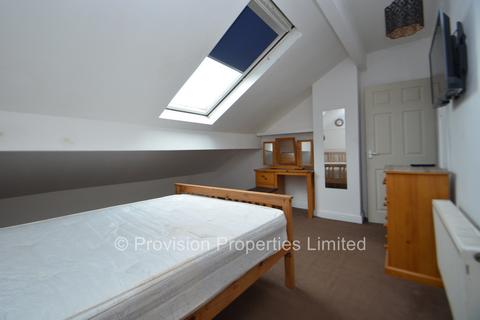 6 bedroom terraced house to rent, Headingley Mount, Headingley LS6