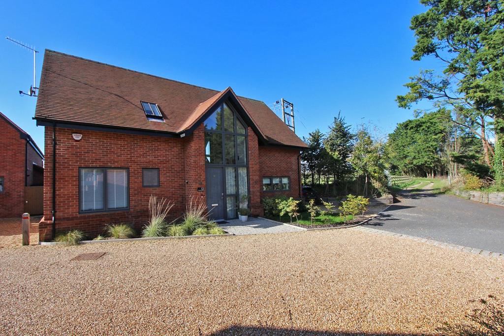 Buckland Granaries, Lymington... 4 bed detached house for sale £1,100,000
