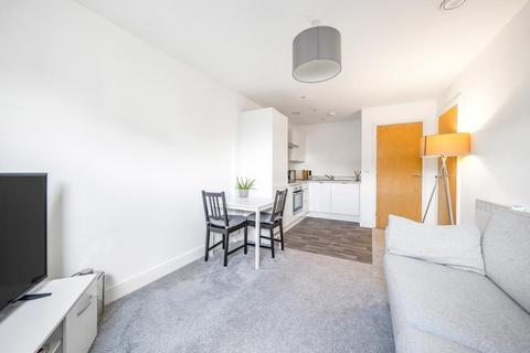 30, The Lock Apartments, 19 Fleming Way, Swindon, SN1 2NG