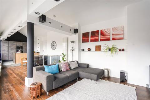 3 bedroom flat for sale, The Circle, Queen Elizabeth Street, London, SE1