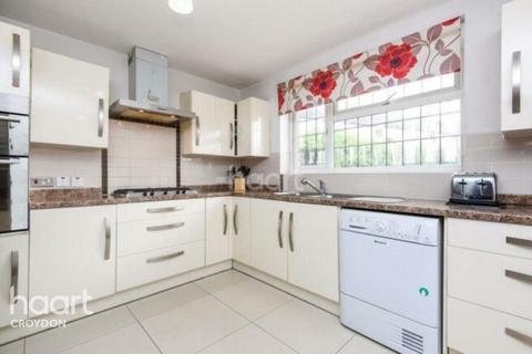 3 bedroom terraced house for sale, Mitcham Road, Croydon