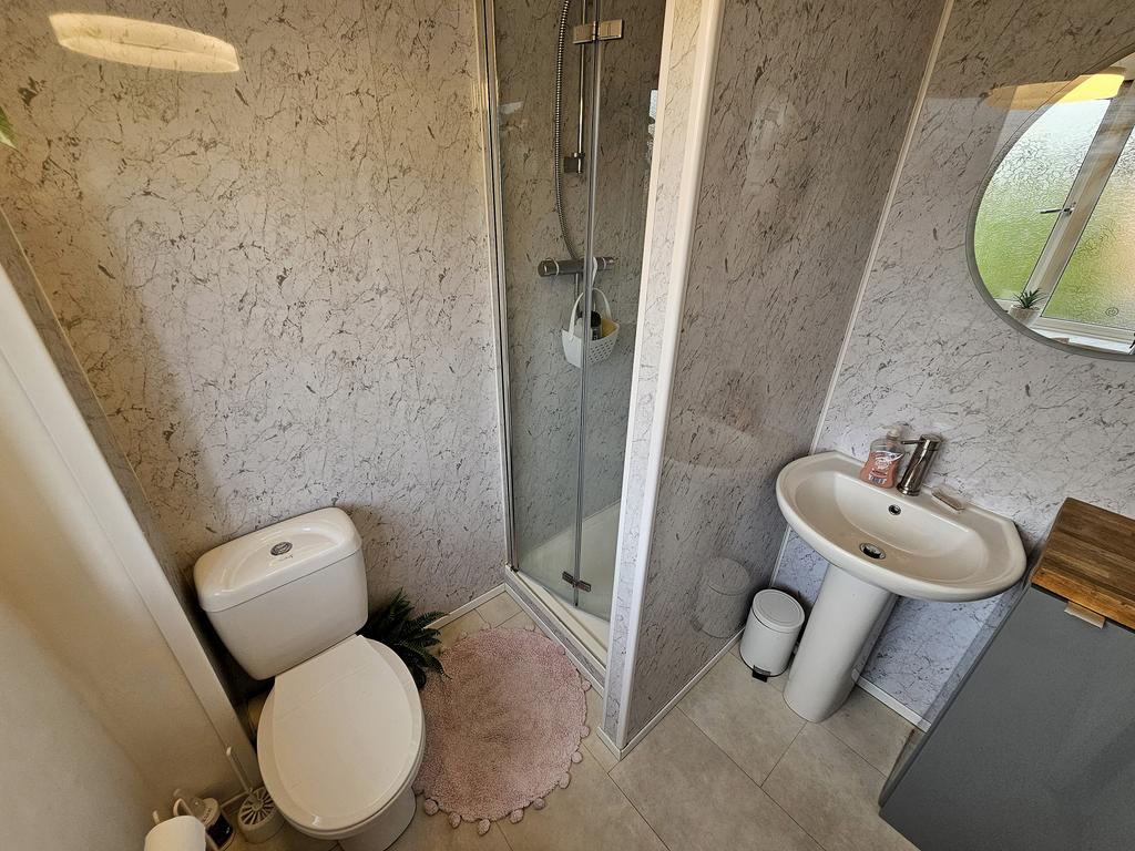 Ensuite
