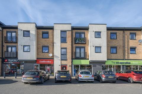 2 bedroom apartment to rent, Buckingham Road,  Audley House,  OX26