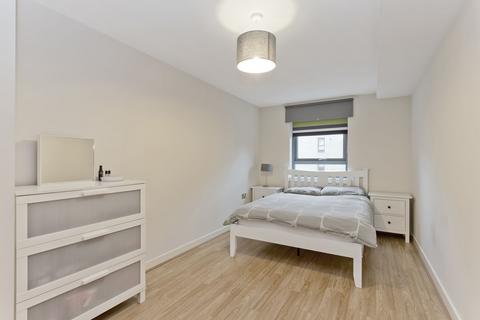Flat 4, 10 Salamander Place, Edinburgh, EH6 7JW