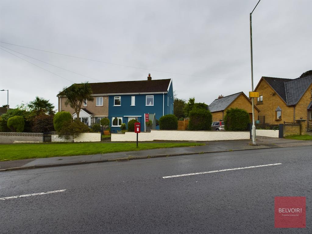 Fairwood Road, West Cross, Swansea, SA3 2 bed semidetached house for