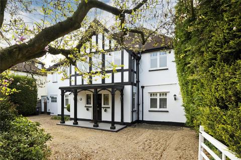5 bedroom detached house for sale - Ember Lane, East Molesey, Surrey, KT8