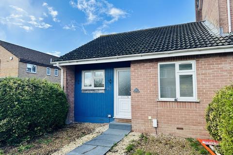 2 bedroom terraced bungalow to rent, Canford Heath, Poole