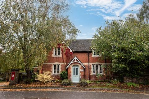 5 bedroom detached house to rent, Westbury Leigh, Westbury