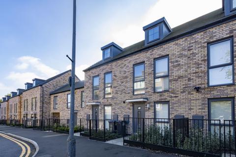 4 bedroom townhouse to rent, Mowbray Street, Birmingham, B5