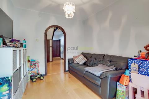 37 Dome Hill, Caterham, CR3 6EF