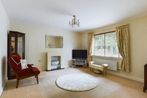 4 Bishopsgate, Chester, CH2 3DD