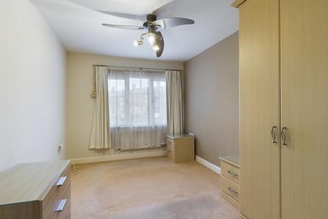 4 Bishopsgate, Chester, CH2 3DD