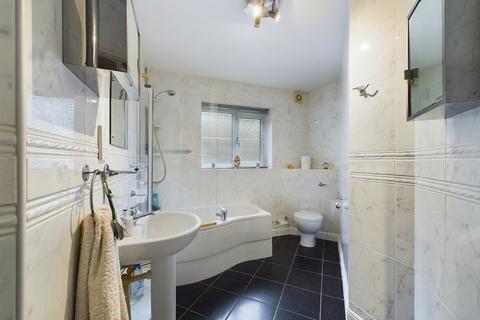 4 Bishopsgate, Chester, CH2 3DD