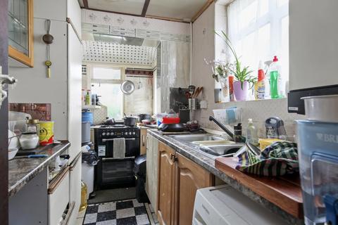 3 bedroom semi-detached house for sale, Grove Gardens, London