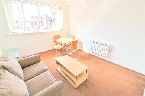 1 bedroom apartment to rent, Near Queen Street Leicester