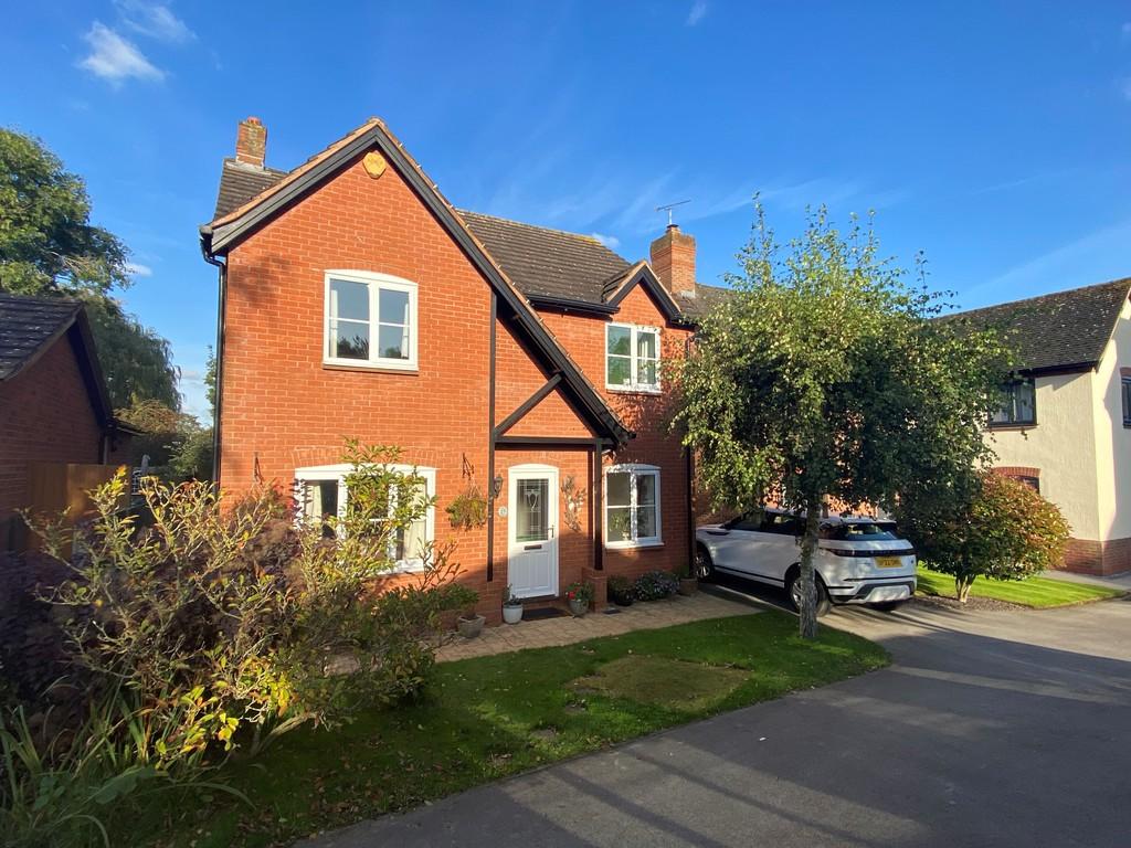 Alexandra Drive, Yoxall 4 bed detached house for sale £475,000