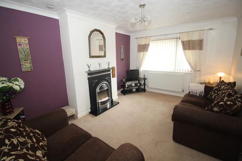 2 bedroom semi-detached house for sale, Garforth Drive, Altofts