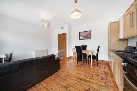 3 bedroom flat to rent, Davenant Road, Archway, London