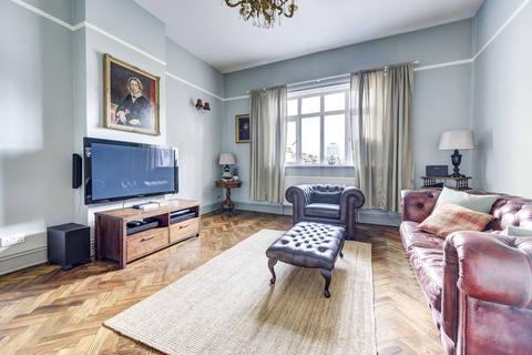 3 bedroom flat for sale, North End Road, Fulham Broadway, London, SW6