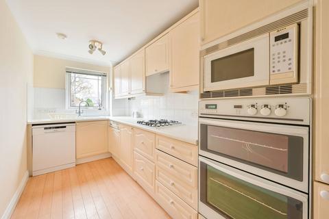2 bedroom flat to rent, CHASE SIDE, N14 4PH, Southgate, London, N14