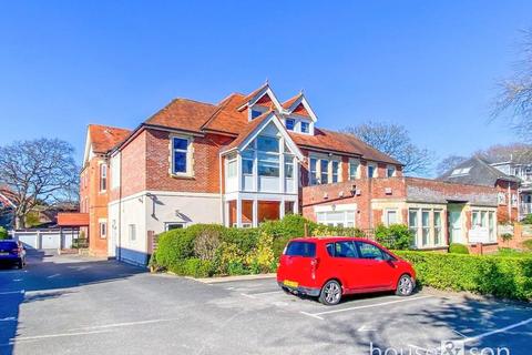 2 bedroom apartment for sale, Seacliff Court, 23 Boscombe Cliff Road, Bournemouth, BH5