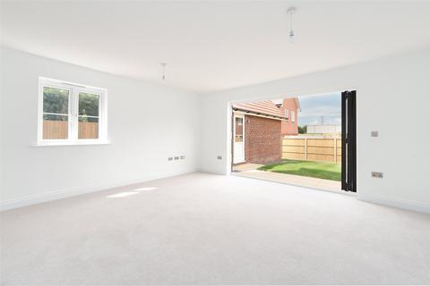 4 bedroom semi-detached house for sale, The Hayfield, Mayflower Meadow, Platinum Way, Angmering, West Sussex, BN16