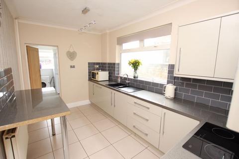 3 bedroom terraced house to rent, Combe Street, Cleethorpes DN35